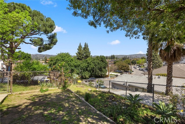 418 W Olive Avenue, La Habra CA: https://media.crmls.org/medias/c61255ed-4523-454f-a98b-347fe55807a0.jpg