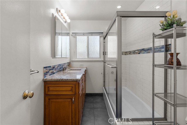 Detail Gallery Image 36 of 52 For 17917 Chase, Northridge,  CA 91325 - 3 Beds | 2/1 Baths