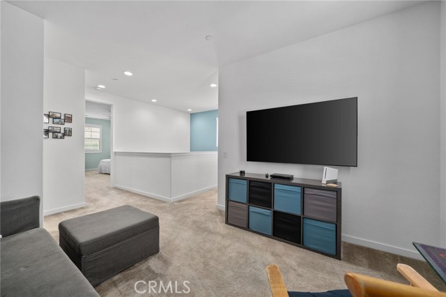 Image 17 of 60 For 4844 Ophelia Lane