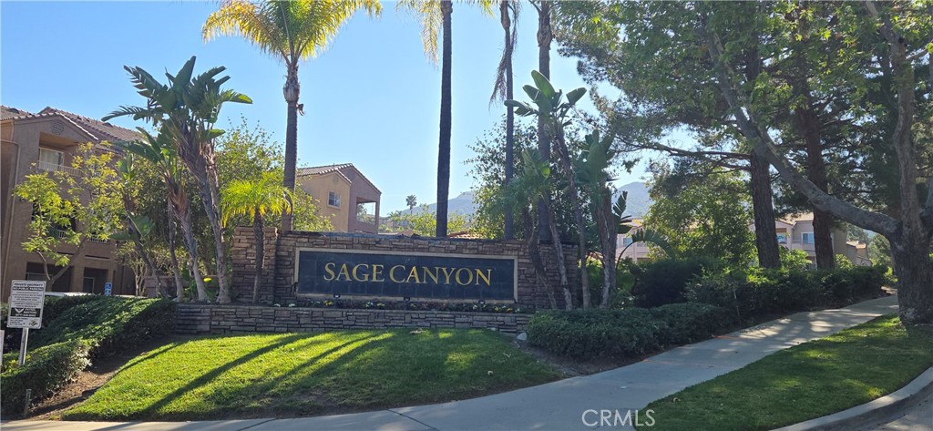 2525 San Gabriel Way #107