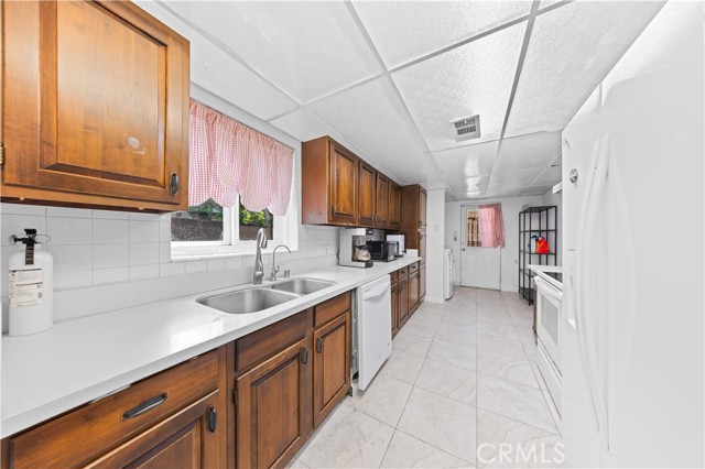 Detail Gallery Image 15 of 41 For 751 N Keystone St, Burbank,  CA 91506 - 3 Beds | 1 Baths