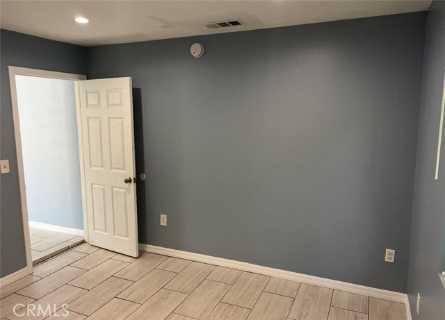 731 W 99th Street, Los Angeles CA: https://media.crmls.org/medias/c61497d9-5b52-4596-a972-8992f4f3172c.jpg