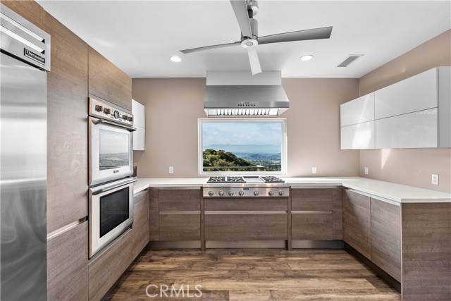 Detail Gallery Image 10 of 40 For 561 S Ventu Park Rd, Newbury Park,  CA 91320 - 5 Beds | 5 Baths