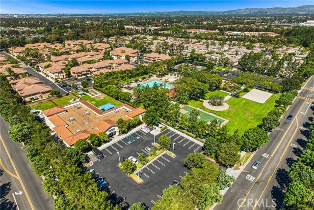 29 Poppy, Irvine CA: https://media.crmls.org/medias/c6171bbb-6761-48e8-91c9-aa4621a78200.jpg