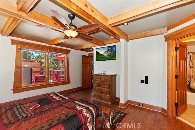 Detail Gallery Image 15 of 41 For 105 Arbor Ln, Big Bear City,  CA 92314 - 3 Beds | 3/1 Baths