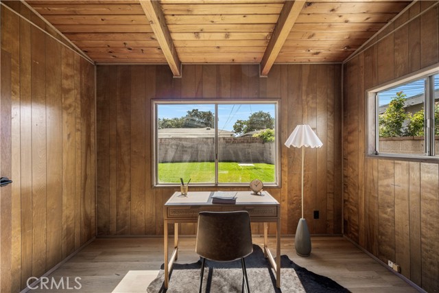 Detail Gallery Image 12 of 19 For 6102 Charlwood St, Lakewood,  CA 90713 - 4 Beds | 2 Baths