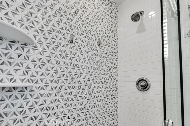 Detail Gallery Image 30 of 51 For 2213 Bataan Rd a,  Redondo Beach,  CA 90278 - 3 Beds | 2 Baths