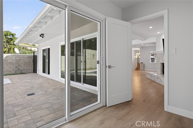 Detail Gallery Image 30 of 49 For 22247 De La Osa St, Woodland Hills,  CA 91364 - 4 Beds | 3 Baths