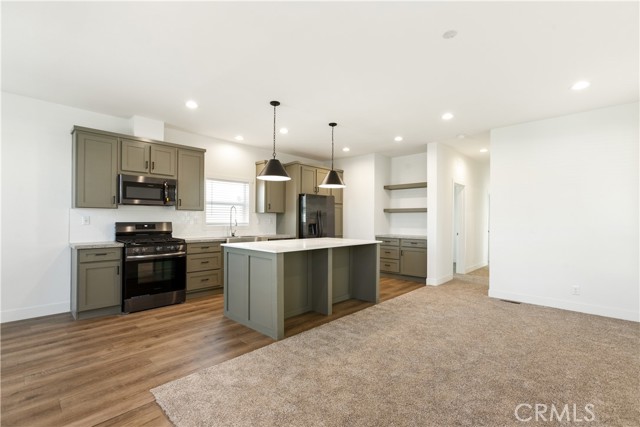 Detail Gallery Image 9 of 27 For 732 E Route 66 #12,  Glendora,  CA 91740 - 3 Beds | 2 Baths