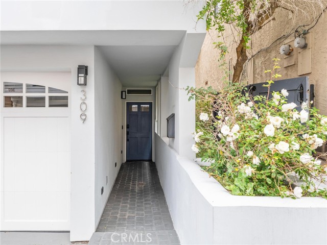 Detail Gallery Image 3 of 32 For 309 20th Pl, Manhattan Beach,  CA 90266 - 3 Beds | 2 Baths