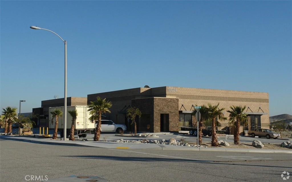 MLS #OC25218219 image #17