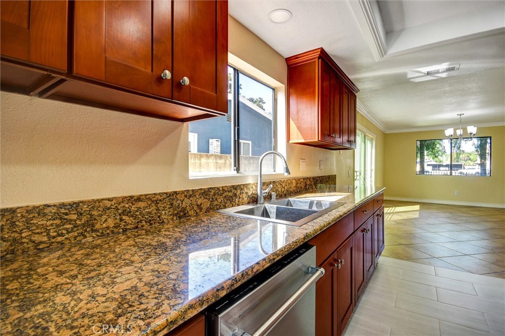 MLS #CV25222268 image #14