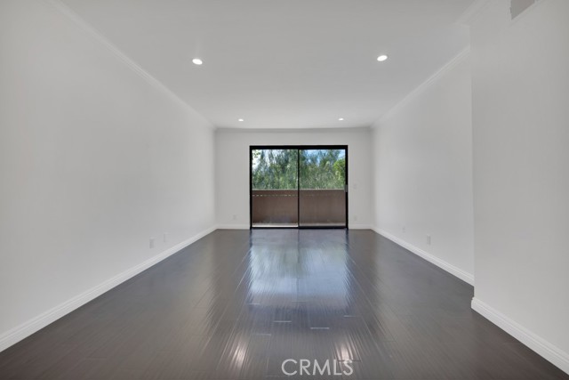 Detail Gallery Image 8 of 28 For 17847 Beneda #16,  Canyon Country,  CA 91351 - 2 Beds | 2 Baths