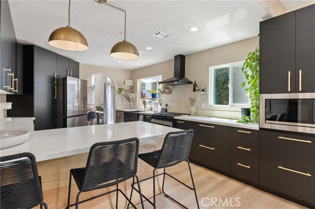 13646 1/2 Dronfield Avenue, Sylmar CA: https://media.crmls.org/medias/c61a0148-2c31-461e-a534-23c2c1352d16.jpg