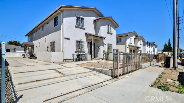 10465 S Hoover St, Los Angeles, CA 90044