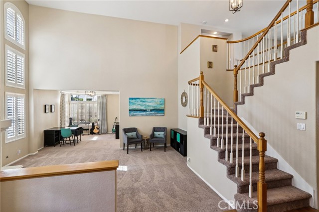 Detail Gallery Image 6 of 67 For 420 Somerset Cir, Corona,  CA 92879 - 5 Beds | 3 Baths