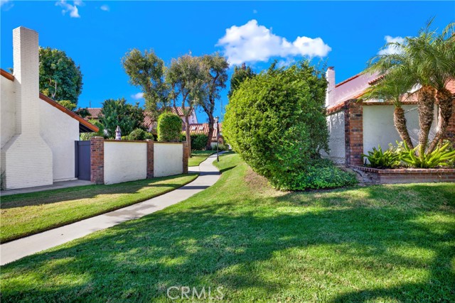 Detail Gallery Image 30 of 37 For 516 Alondra Dr, Huntington Beach,  CA 92648 - 3 Beds | 2/1 Baths