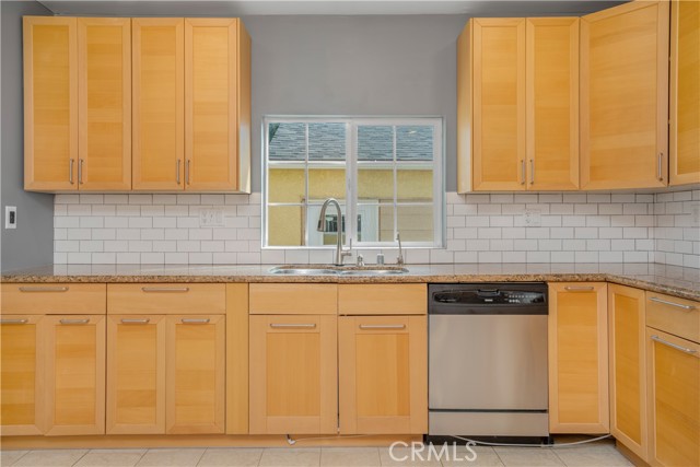 Detail Gallery Image 25 of 50 For 1420 N Frederic, Burbank,  CA 91505 - 3 Beds | 2/1 Baths