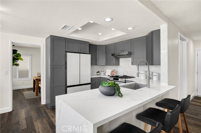 Detail Gallery Image 15 of 51 For 136 Donnybrook, Brea,  CA 92821 - 4 Beds | 2/1 Baths