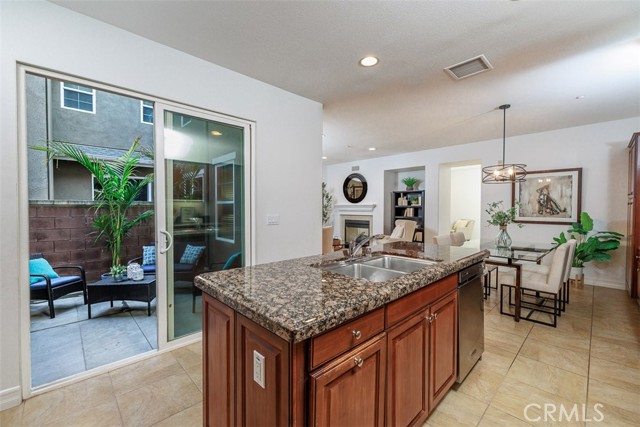 72 Orange Blossom, Ladera Ranch CA: https://media.crmls.org/medias/c61e337a-ae6a-4abc-9d30-f9f3682e58c5.jpg