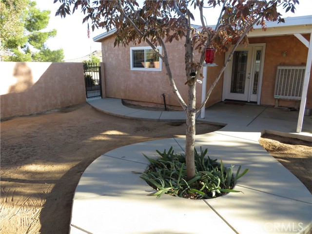 Detail Gallery Image 9 of 53 For 3840 Lupine, Rosamond,  CA 93560 - 4 Beds | 3 Baths