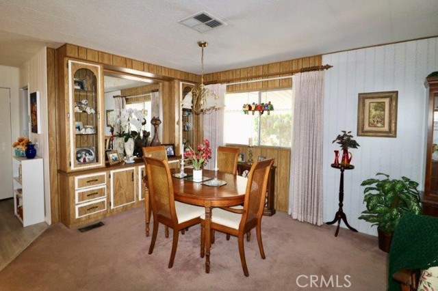 Detail Gallery Image 19 of 46 For 12726 Lake Forest Dr #25,  La Mirada,  CA 90638 - 2 Beds | 2 Baths