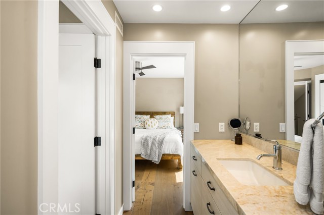 271 Prospect Avenue, Long Beach CA: https://media.crmls.org/medias/c61faf62-6868-41d9-a491-7508f72329bd.jpg