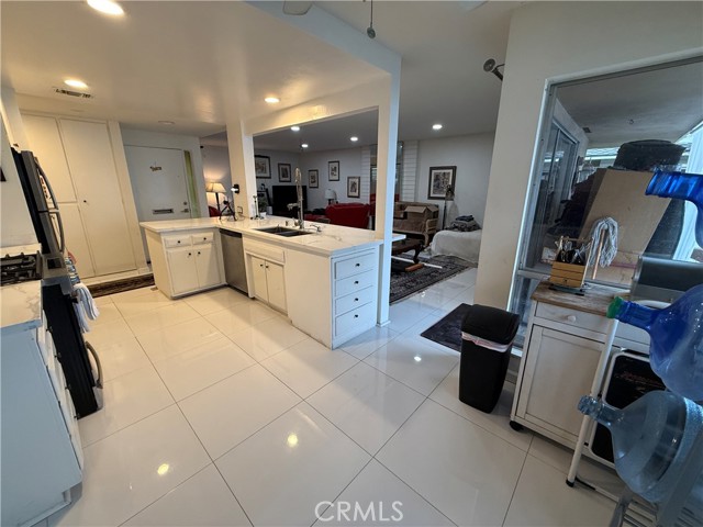 Detail Gallery Image 8 of 19 For 919 Glencliff St, La Habra,  CA 90631 - 2 Beds | 2 Baths