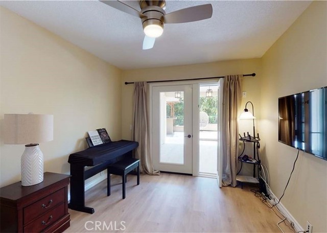 24272 Lysanda Drive, Mission Viejo CA: https://media.crmls.org/medias/c620eba5-a9e5-4950-b6c1-97e86e4f1813.jpg