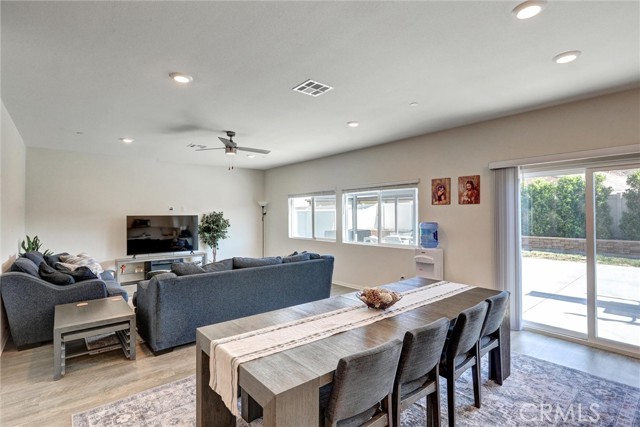 Detail Gallery Image 10 of 38 For 31214 Linden Flower Rd, Winchester,  CA 92596 - 4 Beds | 3/1 Baths