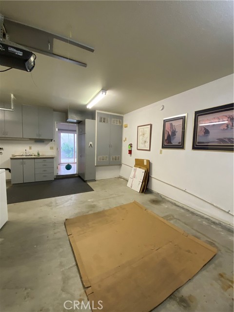 25236 Lawton Avenue, Loma Linda CA: https://media.crmls.org/medias/c621fda8-319b-4ce7-ad41-4ce12f36ef91.jpg