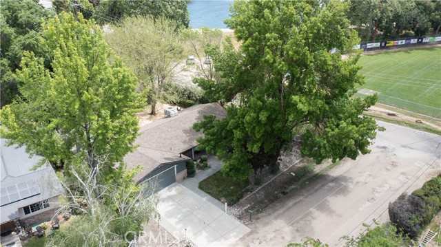 8975 Azucena Avenue, Atascadero CA: https://media.crmls.org/medias/c621fe35-58bf-4ad4-92b7-77fa13cb8884.jpg