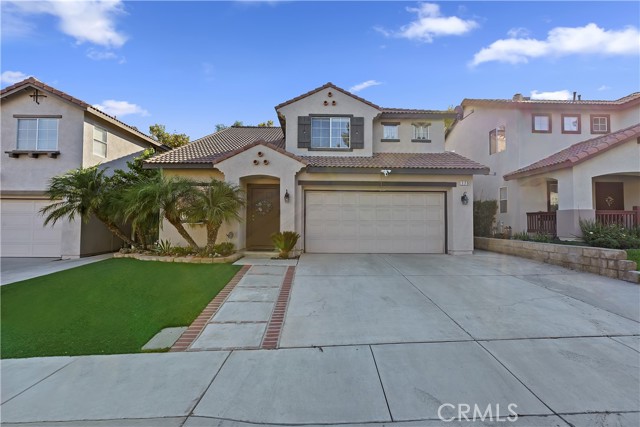 179 Englemann Dr, Corona, CA 92881