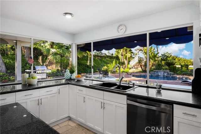 Detail Gallery Image 19 of 53 For 7230 Sarsaparilla Dr, Corona,  CA 92881 - 4 Beds | 3 Baths