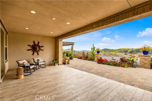 35 Cantar Street, Rancho Mission Viejo CA: https://media.crmls.org/medias/c624899a-8f1b-43b3-bf67-b16af16370cf.jpg