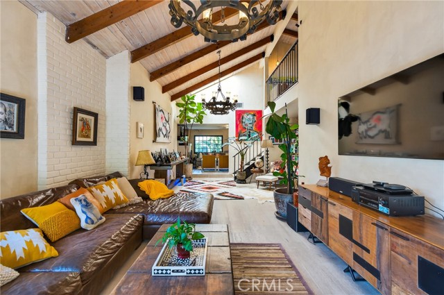 Detail Gallery Image 26 of 75 For 5526 Fulton, Sherman Oaks,  CA 91401 - 3 Beds | 3 Baths