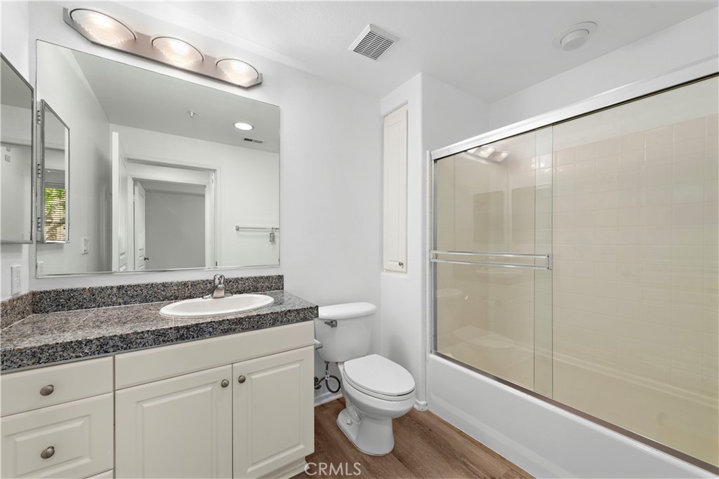 C62582b1 A801 4f4d 9aa0 0c029bfe0593