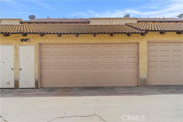 Detail Gallery Image 12 of 13 For 9905 Cedar St. #2,  Bellflower,  CA 90706 - 2 Beds | 2/1 Baths