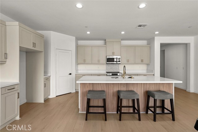 24365 Dunlavy Court, Moreno Valley CA: https://media.crmls.org/medias/c626ee7f-5ba9-427d-b26d-03d701e0b403.jpg