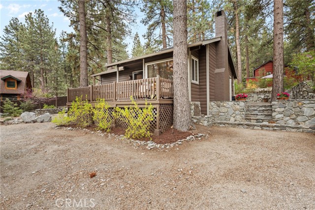Detail Gallery Image 7 of 39 For 993 Partridge Rd, Wrightwood,  CA 92397 - 2 Beds | 2 Baths