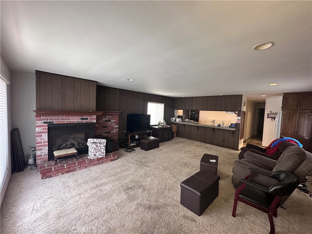 C6281b37 33d2 4c49 Ba07 B88feb04e4eb