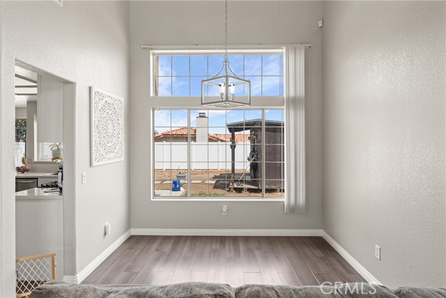 Detail Gallery Image 8 of 40 For 12342 Southwind St, Victorville,  CA 92392 - 4 Beds | 3 Baths