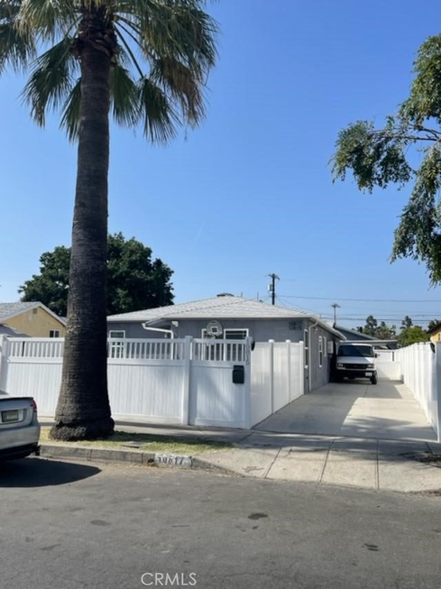 10817 Crockett Street photo 2