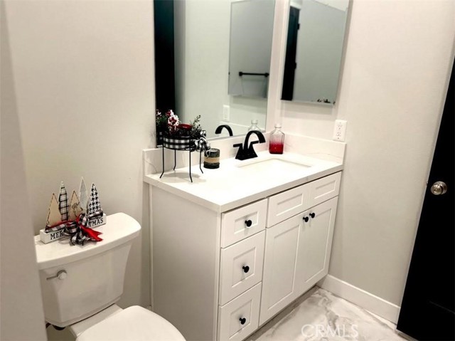 1204 Arbenz Circle, Corona CA: https://media.crmls.org/medias/c628e0f7-797f-479a-b1cc-593189016291.jpg