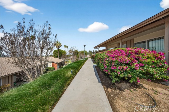 Detail Gallery Image 2 of 23 For 22757 Palm Ave, Grand Terrace,  CA 92313 - 3 Beds | 2 Baths
