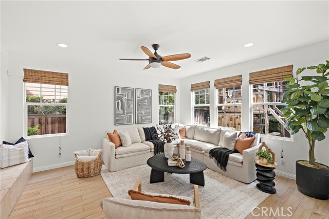 Detail Gallery Image 7 of 38 For 10 Sachem Way, Ladera Ranch,  CA 92694 - 4 Beds | 2/1 Baths