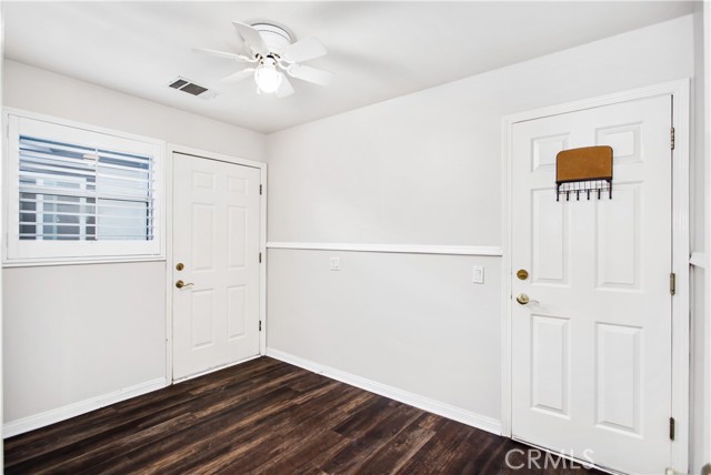 Detail Gallery Image 14 of 56 For 30248 White Wake, Canyon Lake,  CA 92587 - 3 Beds | 2/1 Baths