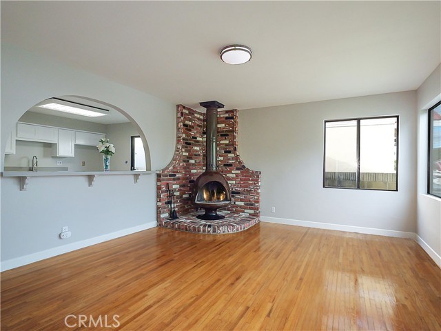 Detail Gallery Image 4 of 26 For 1905 Condon, Redondo Beach,  CA 90278 - 3 Beds | 2 Baths