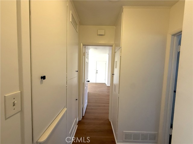 Detail Gallery Image 11 of 12 For 665 S Lake Ave, Pasadena,  CA 91106 - 1 Beds | 1 Baths