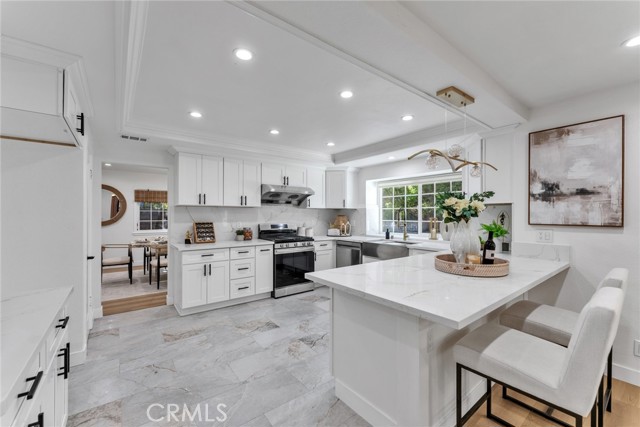 Detail Gallery Image 13 of 53 For 415 San Leandro, Diamond Bar,  CA 91765 - 4 Beds | 4 Baths